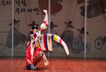 제8회 상주전국국악경연대회 시상식 참석