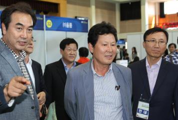 상주시 취업 창업 박람회장 방문
