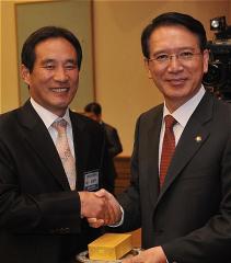 상주시의회 정재현 의원, 의정활동 모범사례 발표 우수상 수상
