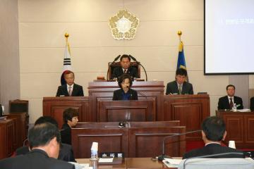 연평도 포격 관련 대북 규탄 결의문 채택
