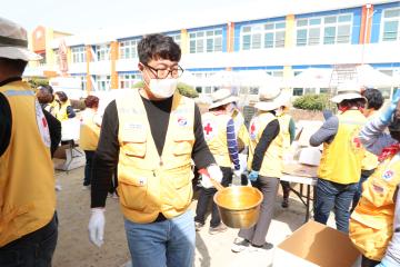 의성 산불피해지역 방문 및 적십자봉사원 격려
