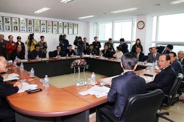 황우여 교육부장관 상주방문 간담회 참석
