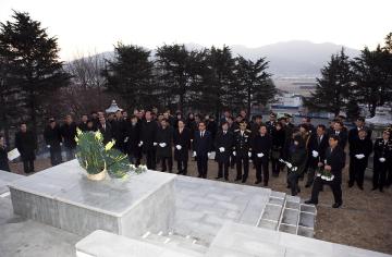 새해맞이 충혼탑 참배