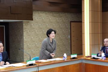 유청소년 승마교육센터 건립 연구용역 중간보고회 참석