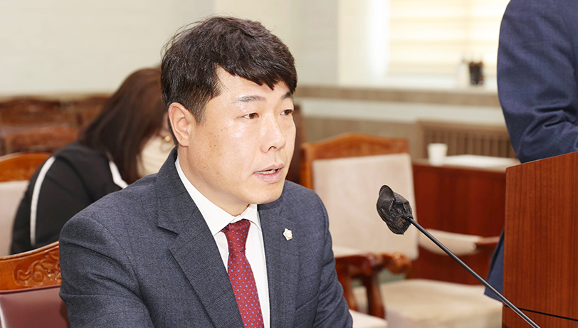 김호 부위원장 사진
