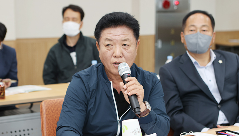 성성호 위원장 사진